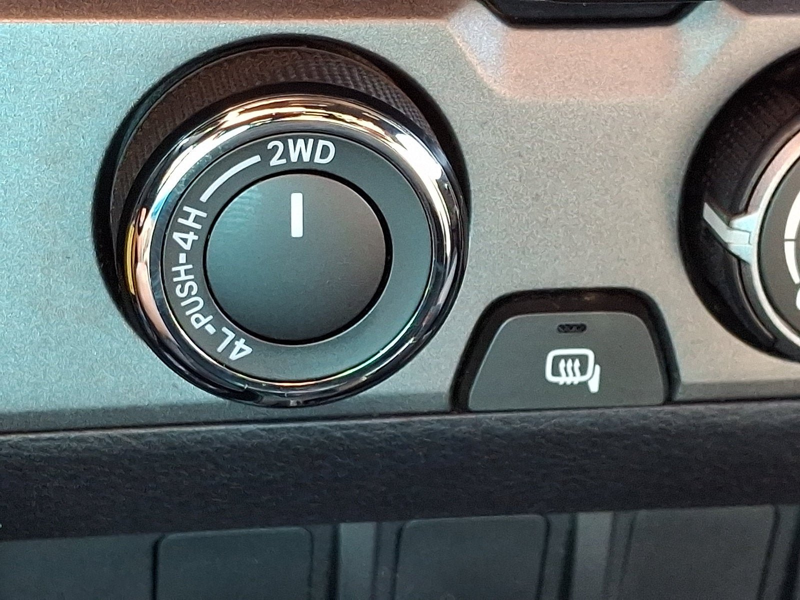 Used 2020 Toyota Tacoma TRD Off-Road AWD/4WD image 27