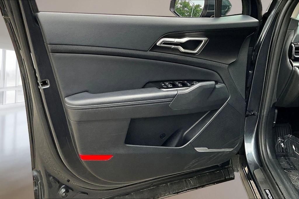 Certified 2023 Kia Sportage EX AWD/4WD image 19