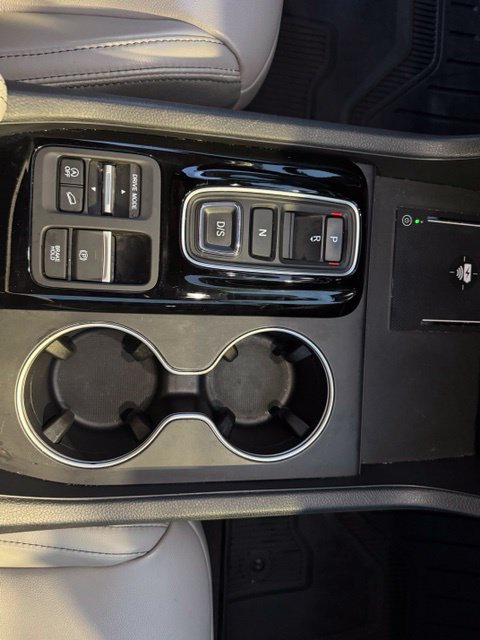 Used 2025 Honda Pilot Touring image 21