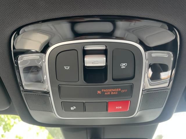 New 2025 Hyundai Tucson Limited image 38