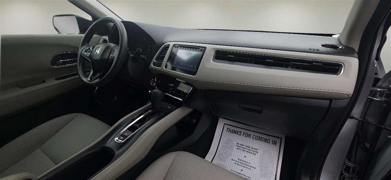 Used 2018 Honda HR-V EX image 30