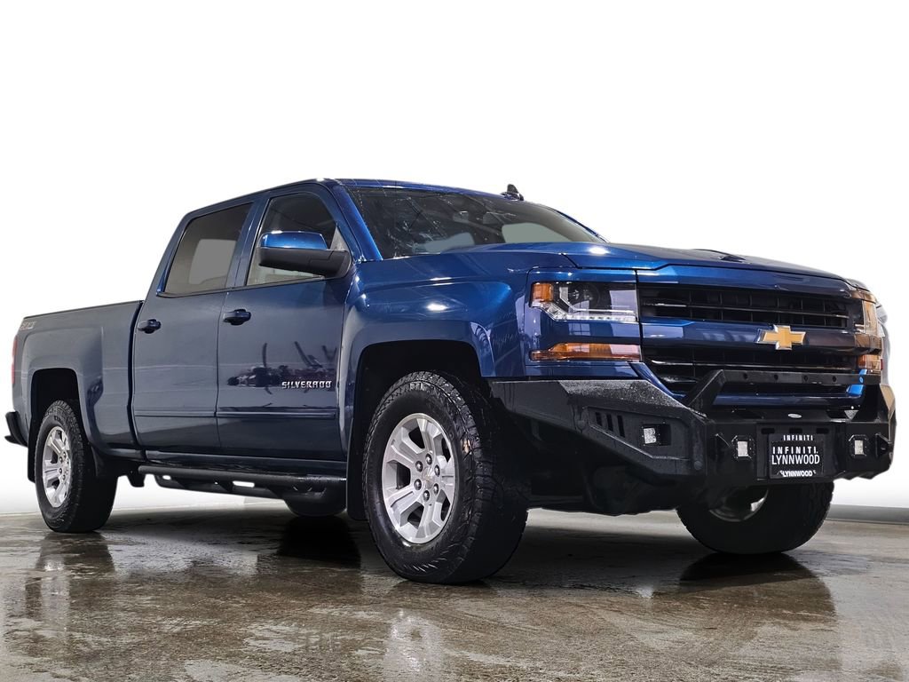Used 2017 Chevrolet Silverado 1500 LT w/ All Star Edition image 3