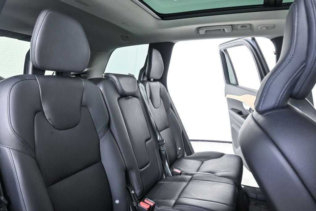 Certified 2023 Volvo XC90 B6 Plus w/ Protection Package Premier AWD/4WD image 24