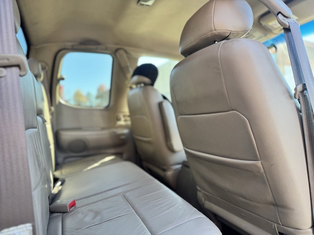 Used 2000 Toyota Tundra Limited image 13