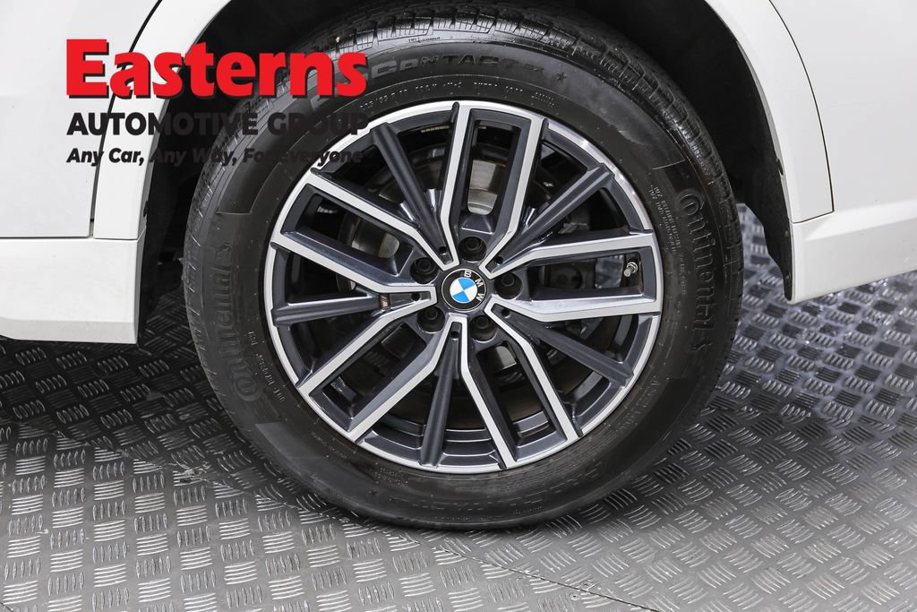 Used 2023 BMW X1 xDrive28i w/ M Sport Package AWD/4WD image 8