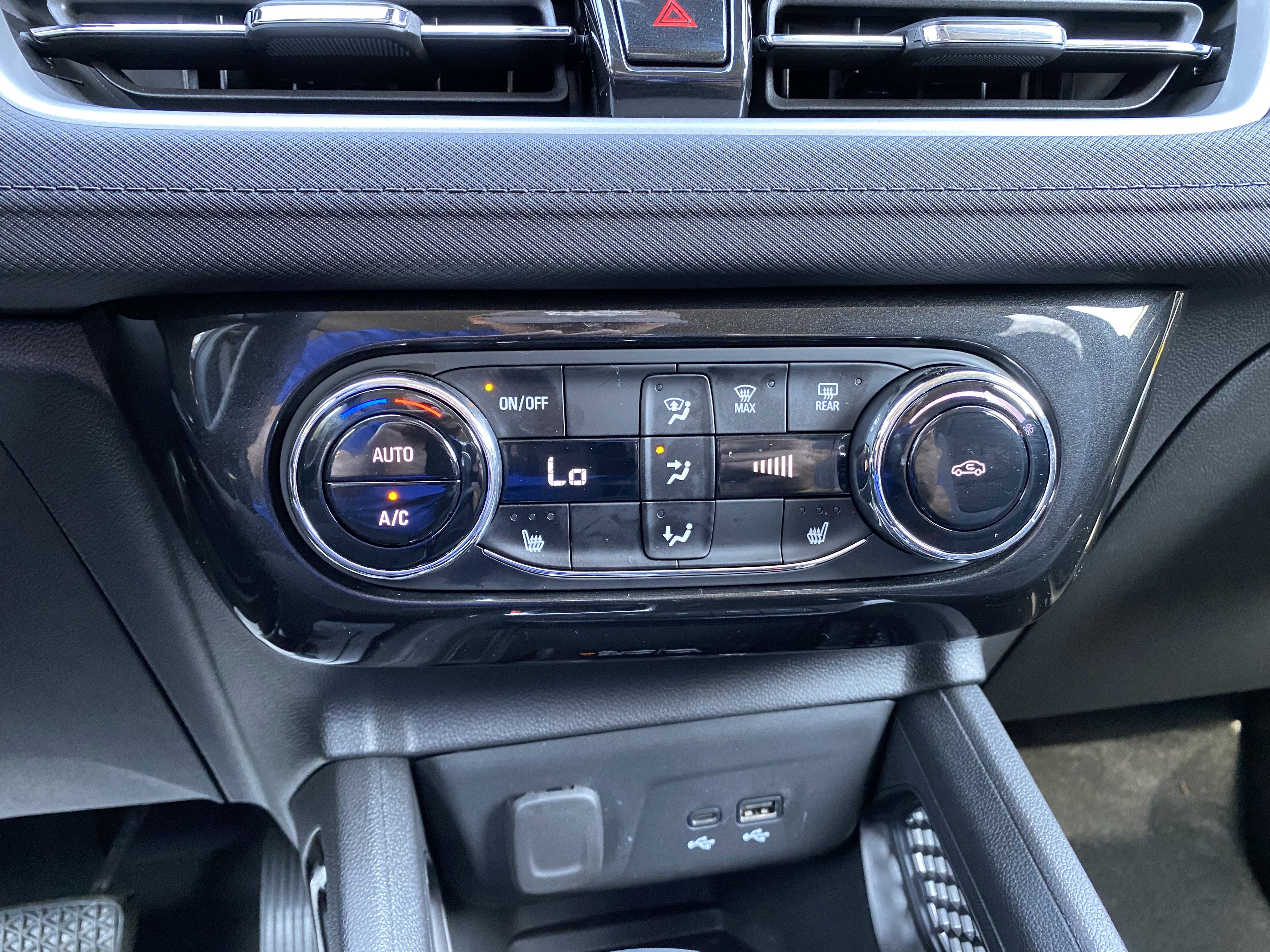 Used 2026 Chevrolet TrailBlazer LT w/ Convenience Package image 28