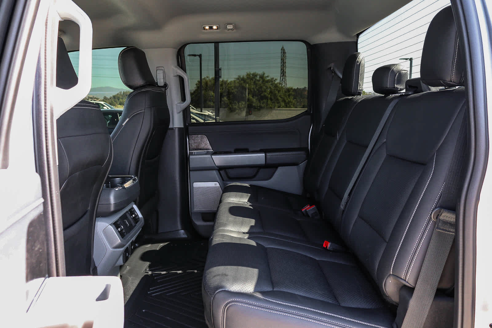 Used 2024 Ford F150 Lightning Flash AWD/4WD image 17