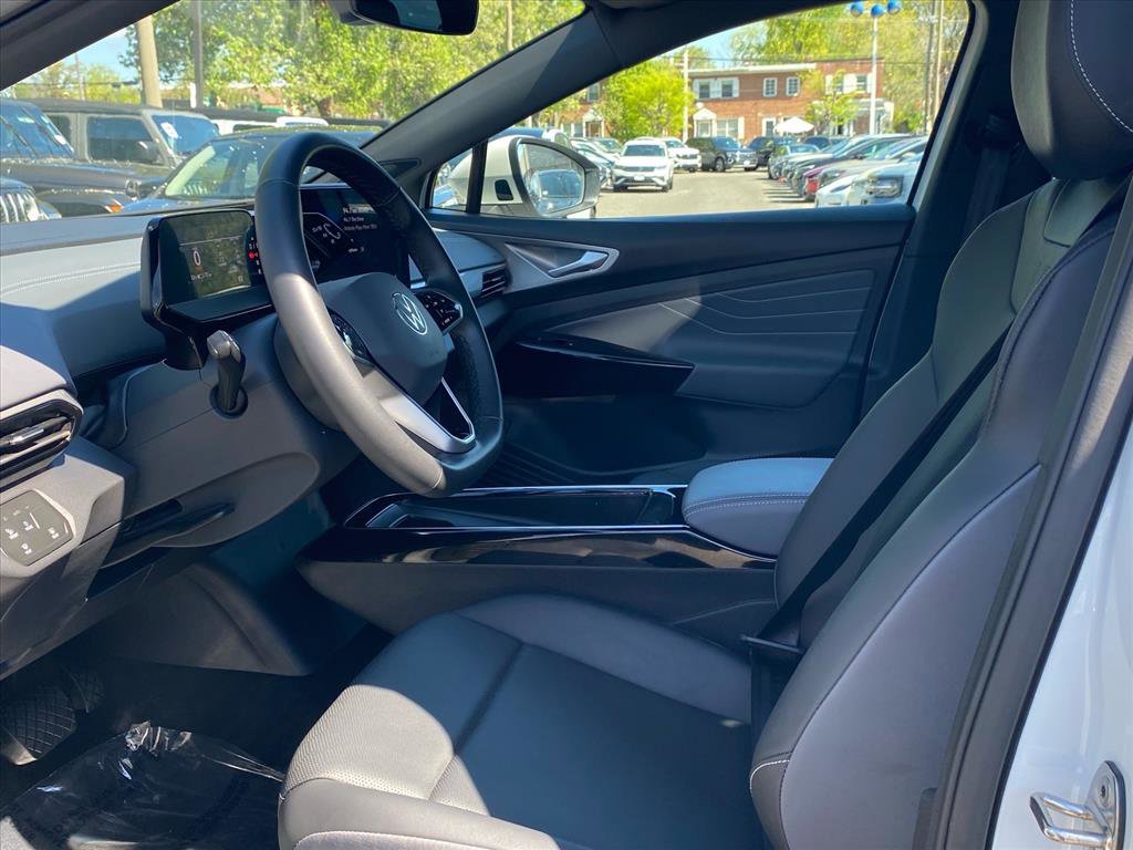 Certified 2024 Volkswagen ID.4 S image 12