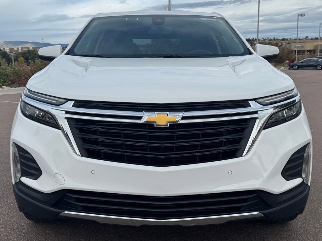Used 2024 Chevrolet Equinox LT image 2