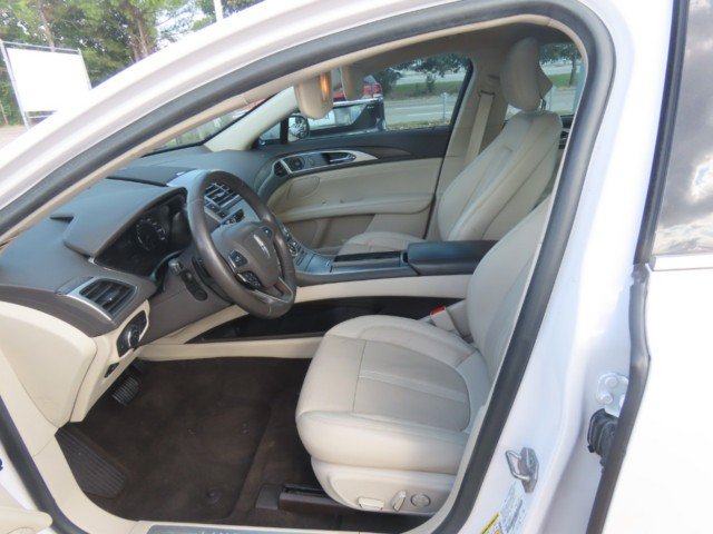 Used 2019 Lincoln MKZ Reserve FWD image 22