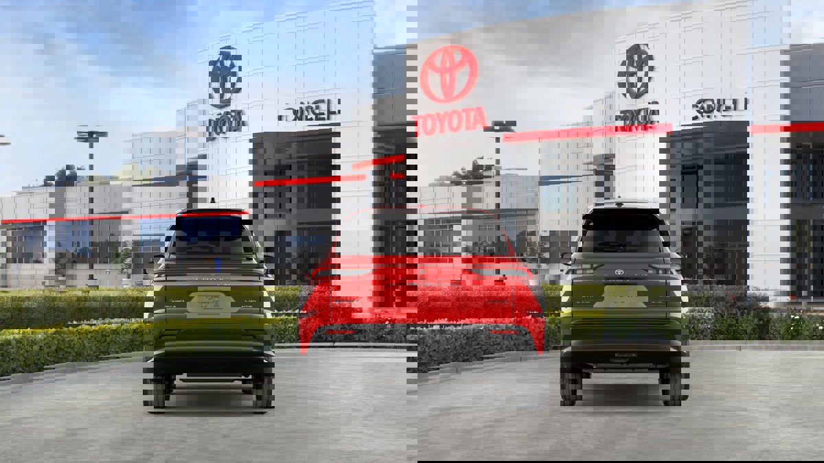 New 2026 Toyota Crown Signia AWD/4WD image 8