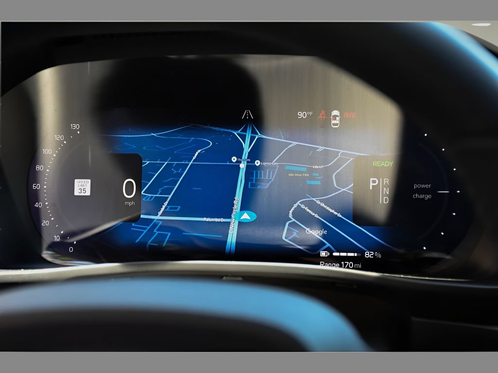 Certified 2023 Volvo C40 P8 Recharge Ultimate w/ Protection Package Premier AWD/4WD image 19