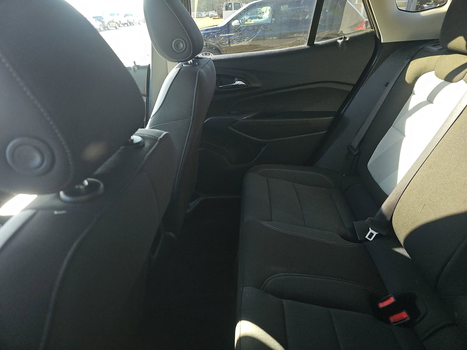 Used 2025 Chevrolet Trax LS w/ LS Convenience Package image 13