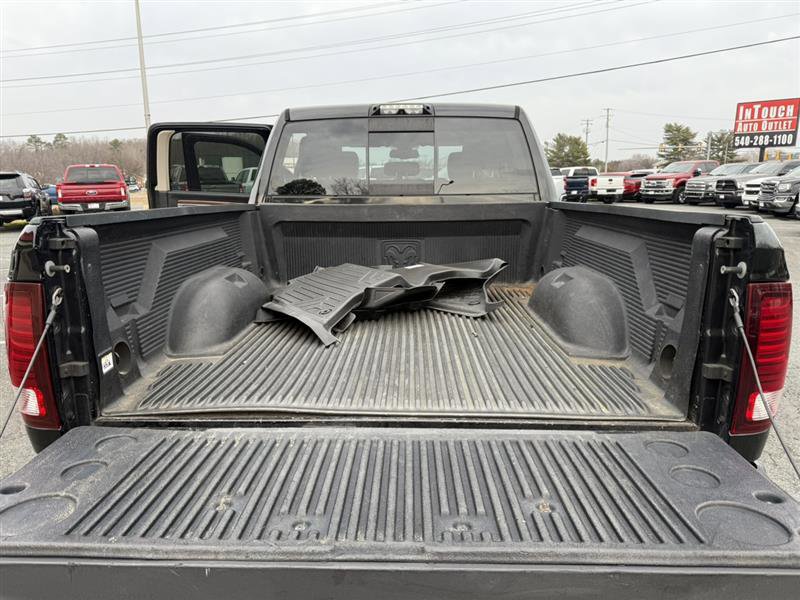 Used 2018 RAM 2500 Laramie w/ Sport Appearance Group AWD/4WD image 21