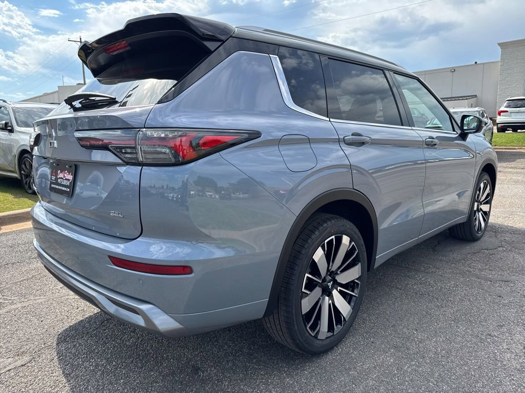 New 2026 Mitsubishi Outlander SEL FWD image 4