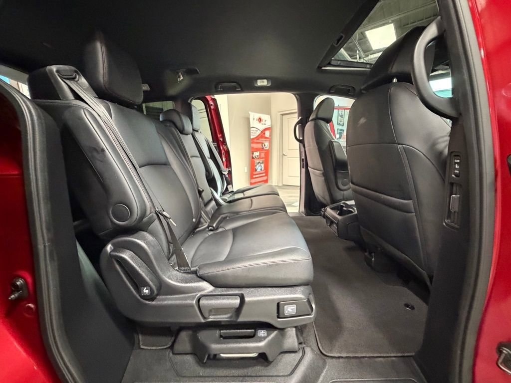 Used 2025 Honda Odyssey Sport-L image 47