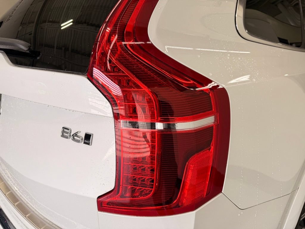 Used 2024 Volvo XC90 B6 Ultimate w/ Protection Package Premier AWD/4WD image 5