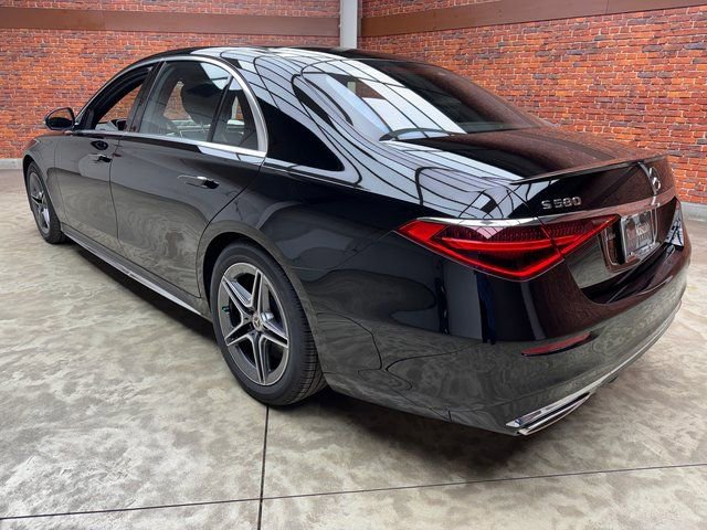 New 2025 Mercedes-Benz S 580 4MATIC Sedan image 2
