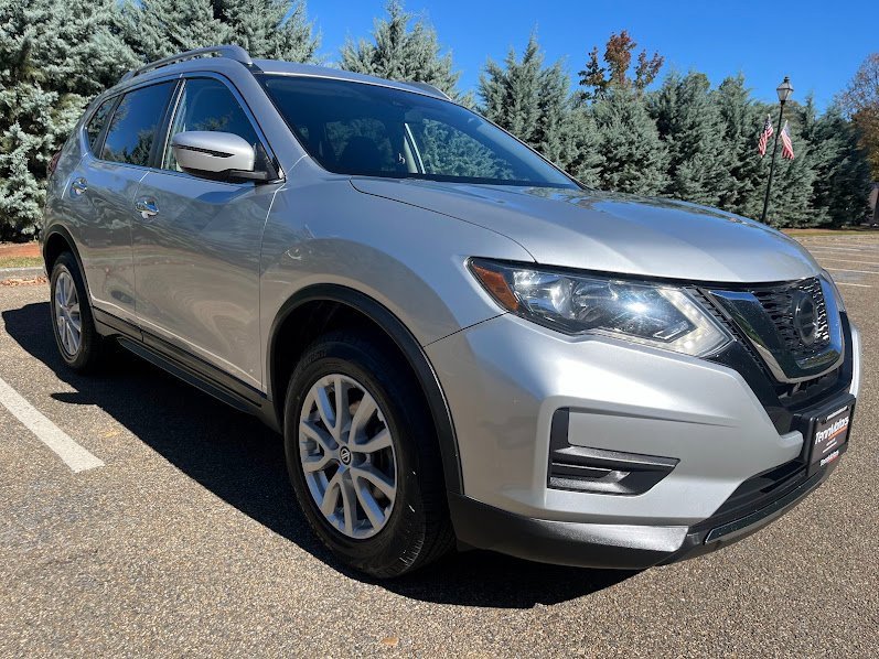 Used 2020 Nissan Rogue SV image 32