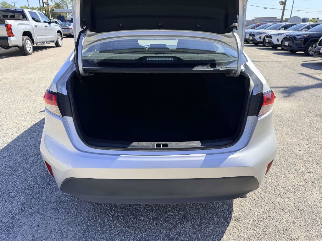 Certified 2025 Toyota Corolla LE FWD image 15