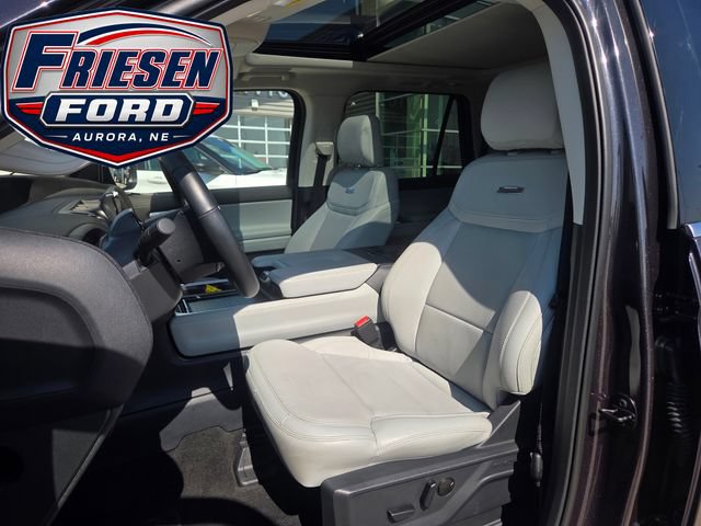 Used 2025 Ford Expedition Max Platinum w/ Driver's Package AWD/4WD image 13