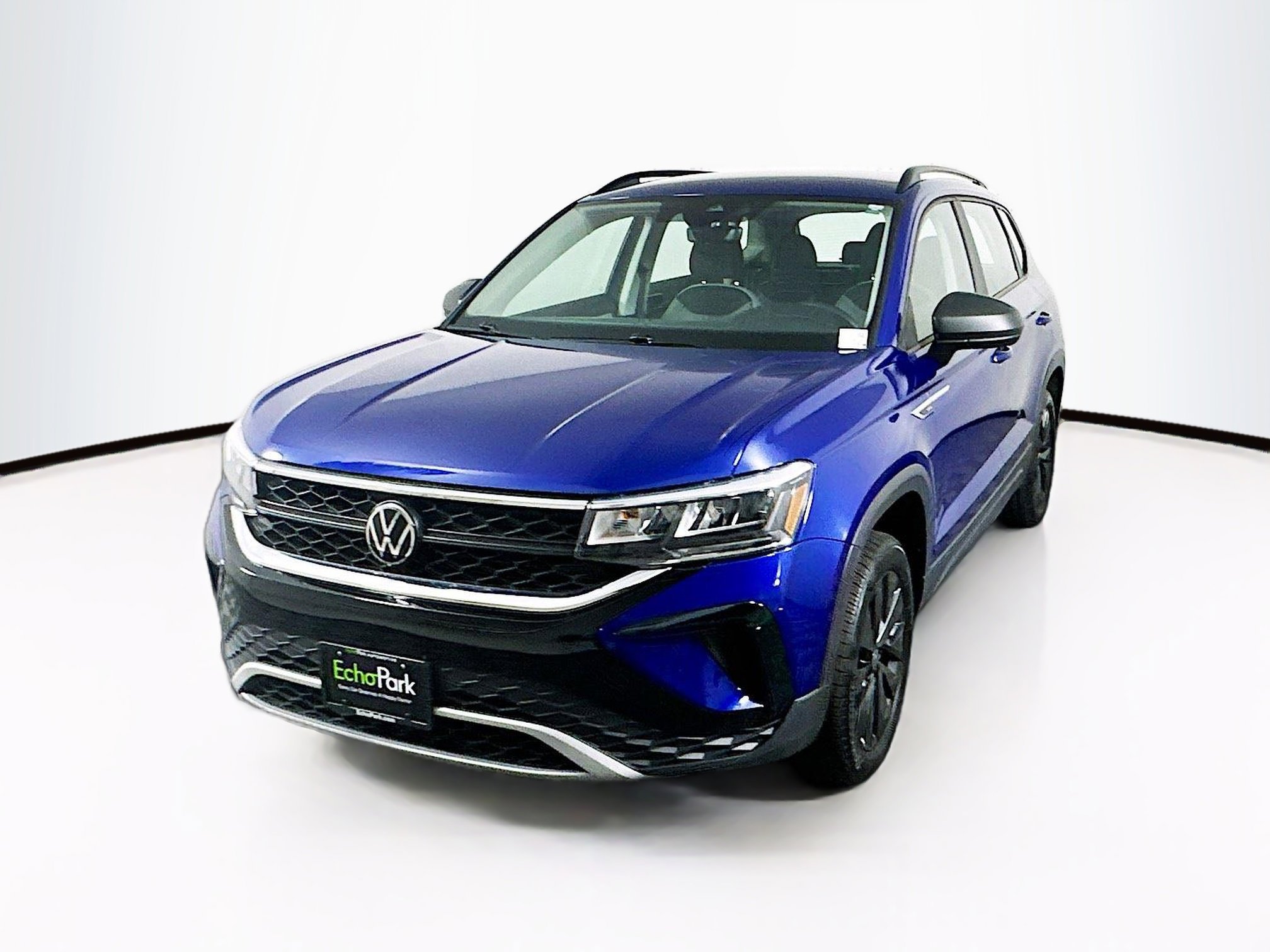 Used 2023 Volkswagen Taos S image 3