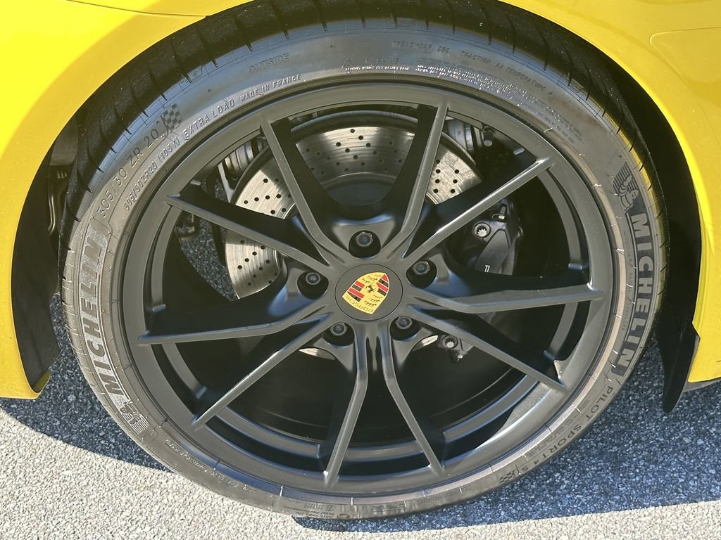 Used 2017 Porsche 911 Carrera image 18