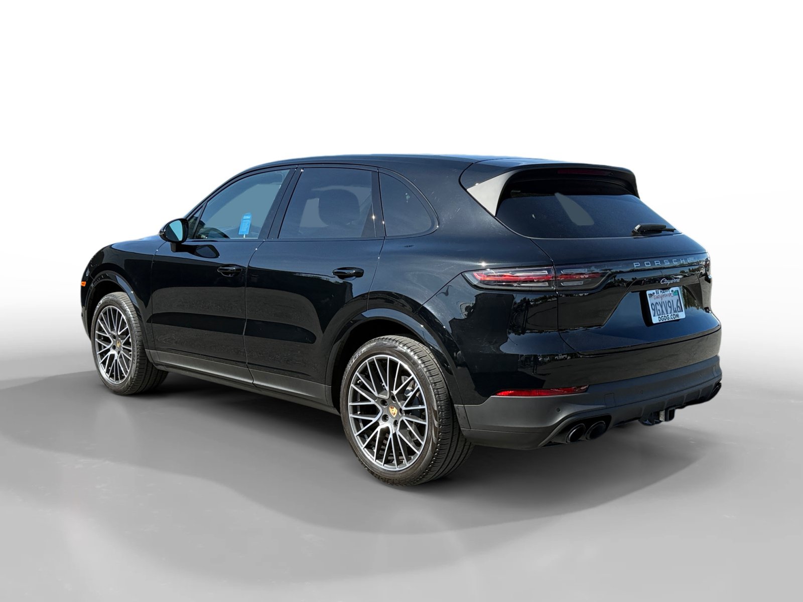 Used 2023 Porsche Cayenne Platinum Edition AWD/4WD image 3