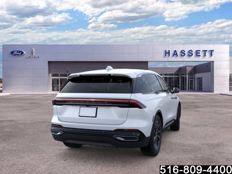 Used 2026 Lincoln Nautilus Premier w/ Equipment Group 102A AWD/4WD image 9