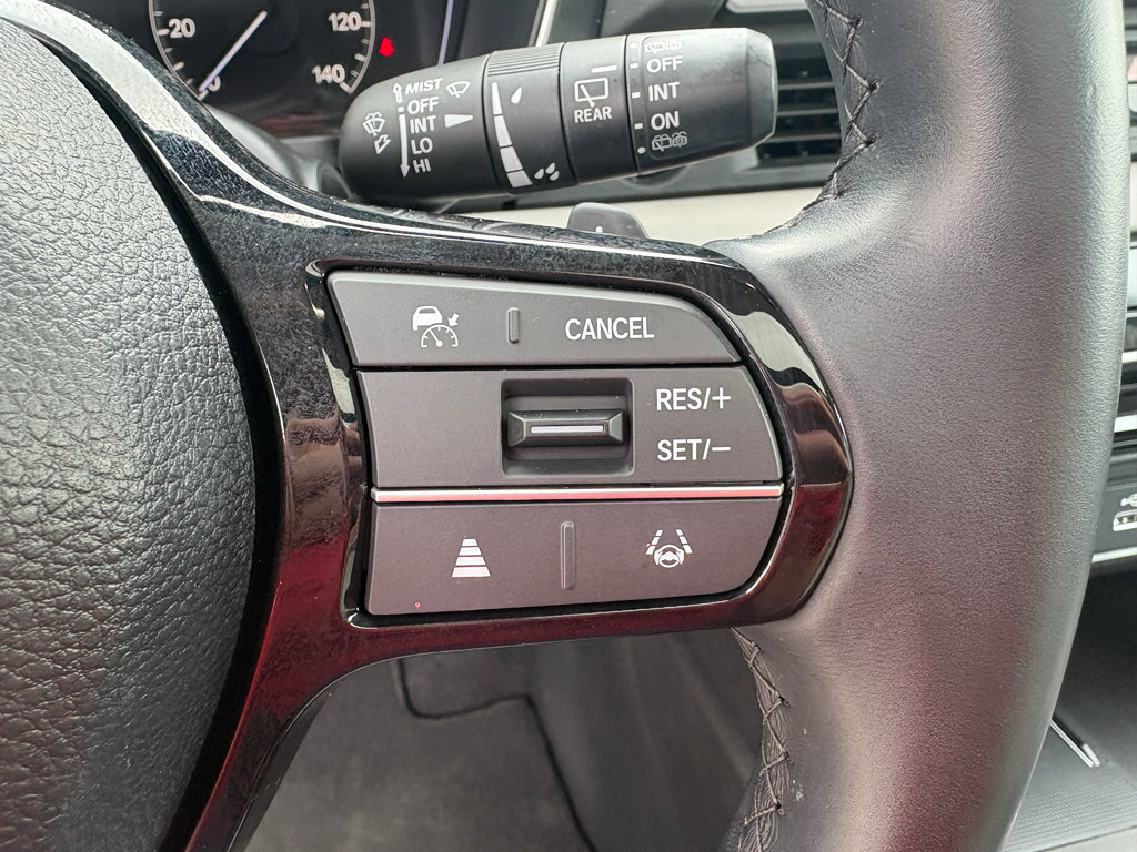 Certified 2023 Honda Pilot Touring image 14