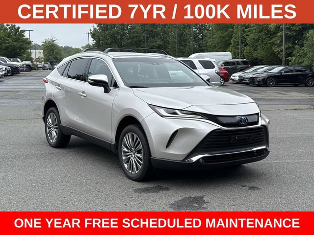 Used 2024 Toyota Venza XLE AWD/4WD image 1