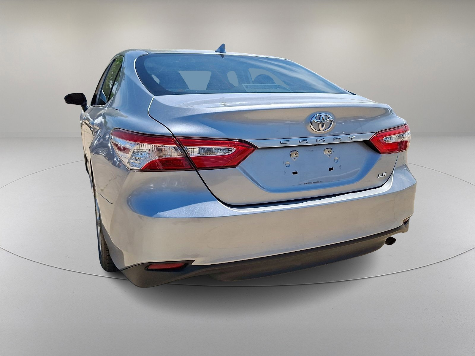 Used 2019 Toyota Camry LE w/ Convenience Package FWD image 8