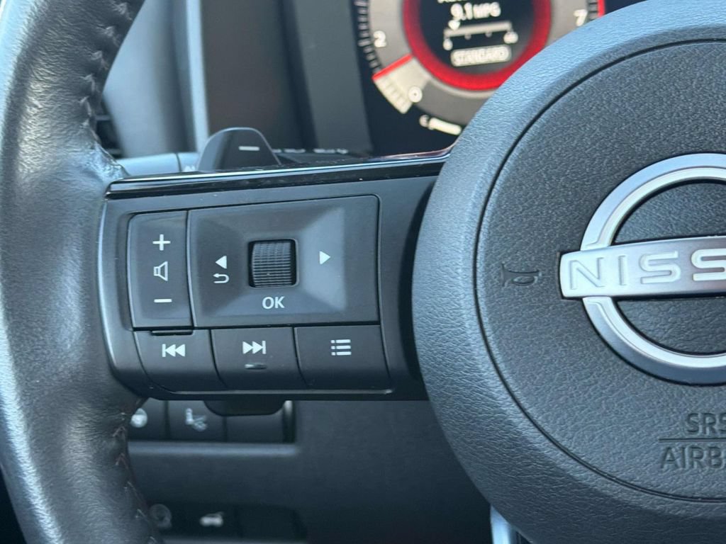 Used 2023 Nissan Rogue Platinum w/ Platinum Premium Package FWD image 12