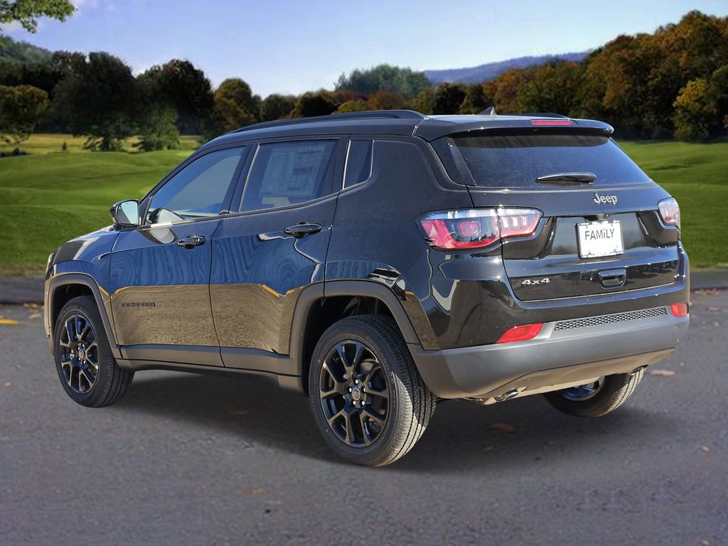 New 2026 Jeep Compass Latitude image 3