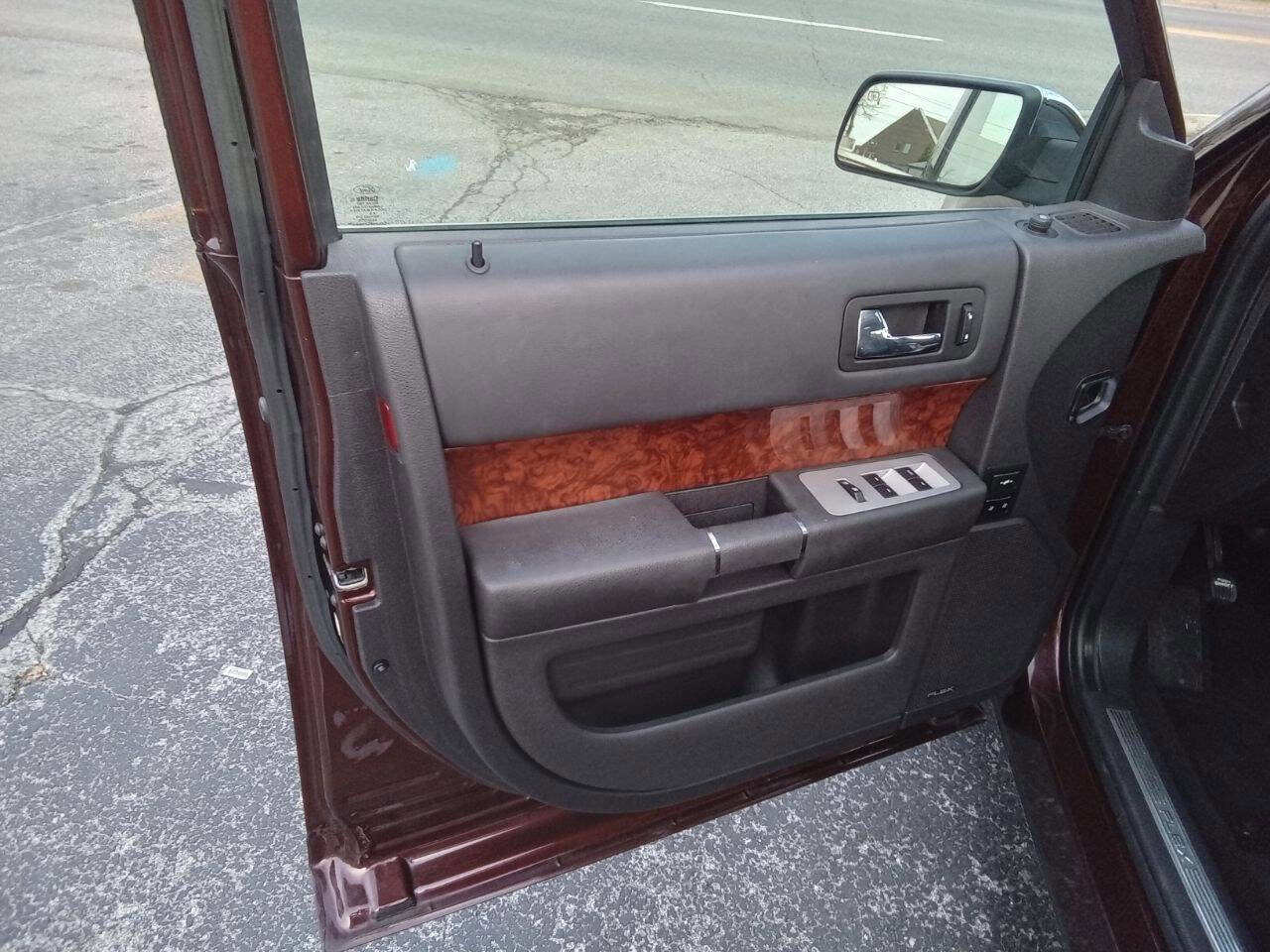 Used 2012 Ford Flex Limited w/ Trailer Tow Pkg Class III image 17