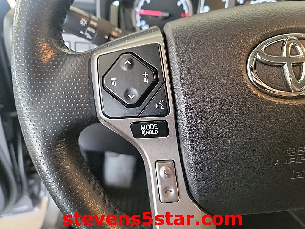 Used 2023 Toyota 4Runner Limited AWD/4WD image 18