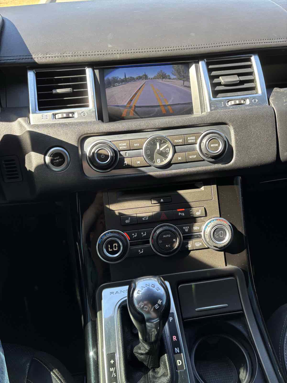 Used 2013 Land Rover Range Rover Sport HSE LUX image 11