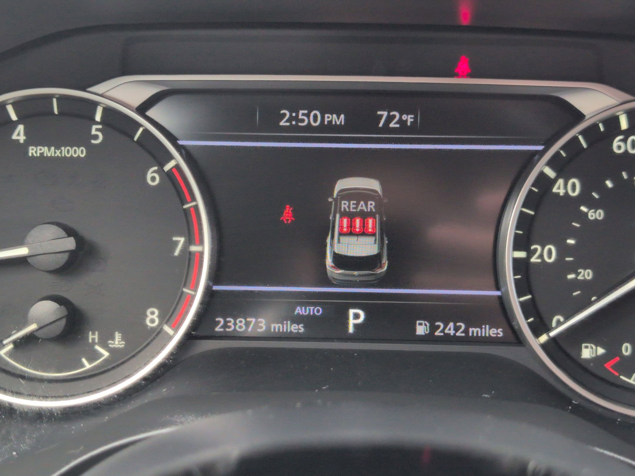 Used 2023 Nissan Rogue SV w/ SV Premium B Package image 24