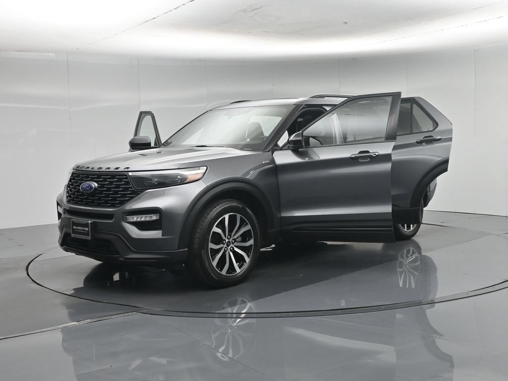 Certified 2022 Ford Explorer ST-Line w/ Class IV Trailer Tow Package AWD/4WD image 30