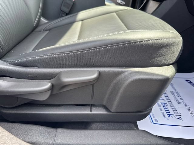 Used 2023 Buick Envision Preferred FWD image 19