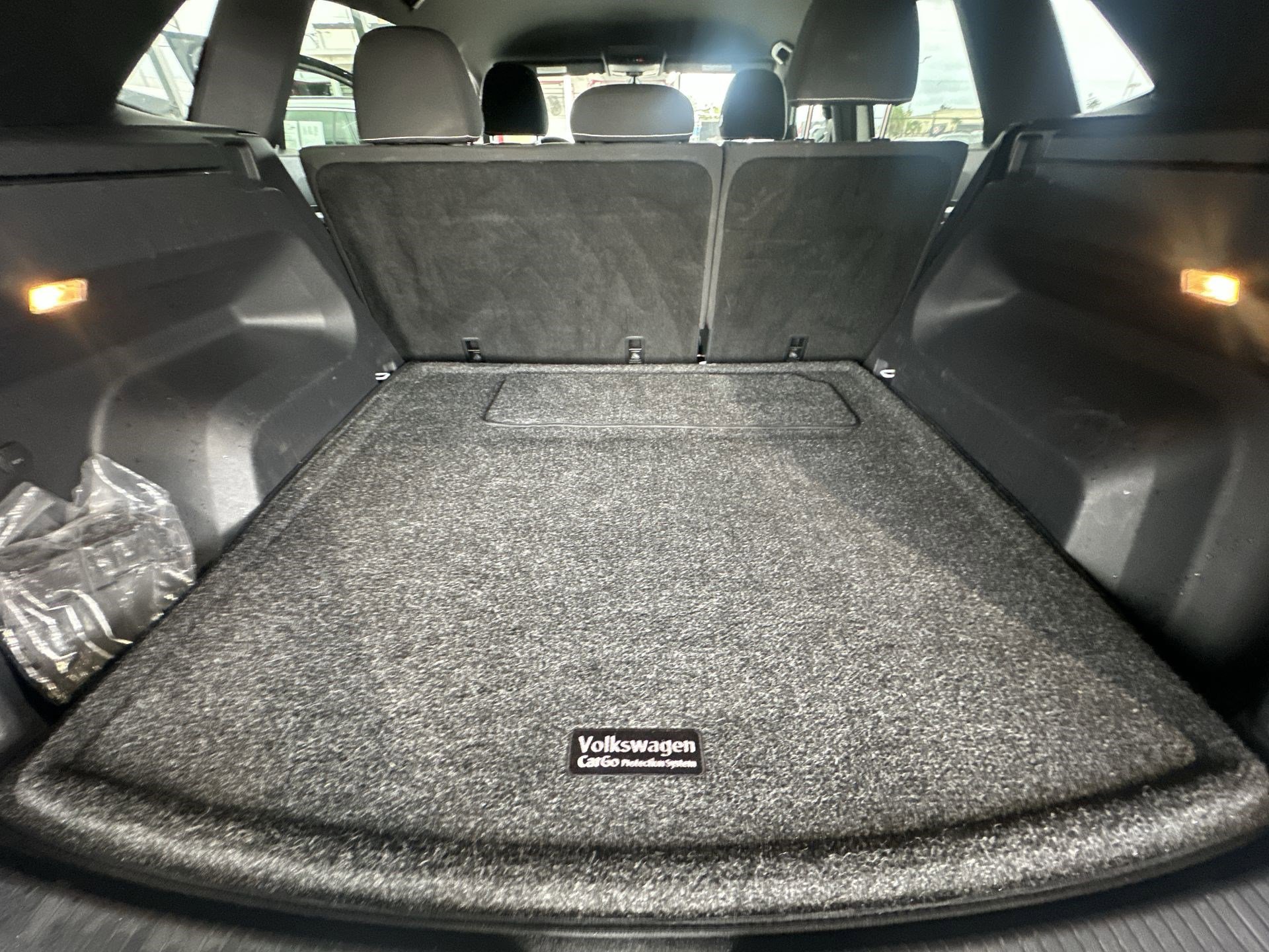 Used 2021 Volkswagen Atlas Cross Sport S image 21