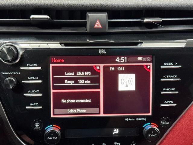 Used 2018 Toyota Camry XSE FWD image 18