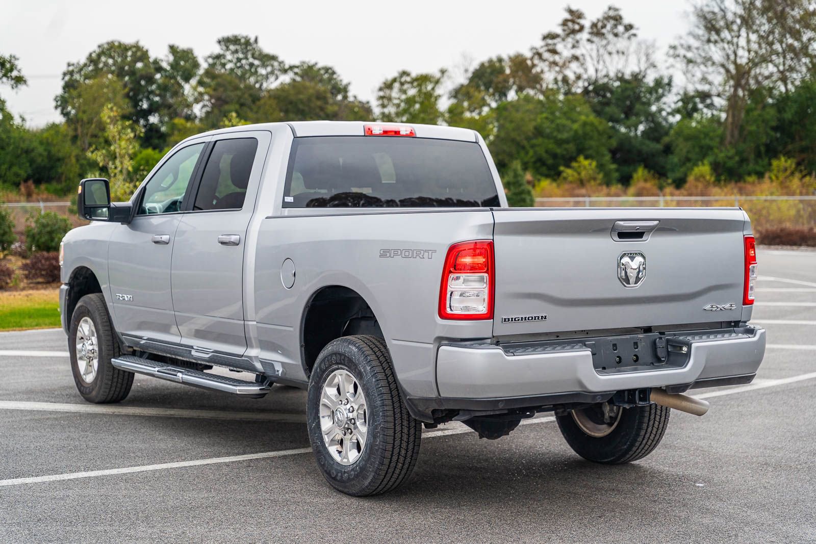 Used 2024 RAM 2500 Big Horn w/ Sport Appearance Package image 5