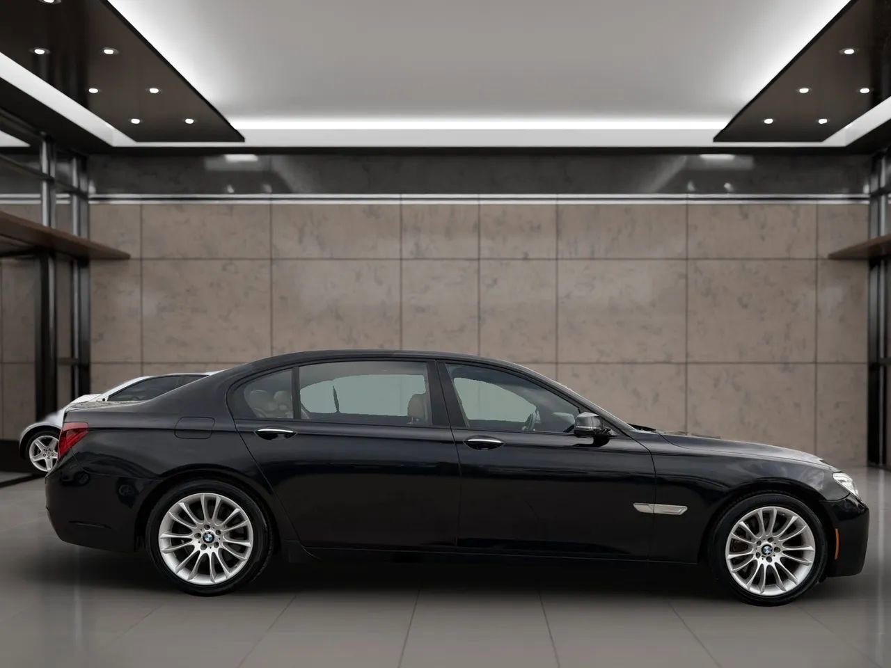 Used 2014 BMW 740Li image 17