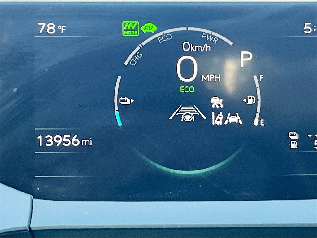Used 2024 Toyota Prius Prime SE image 12