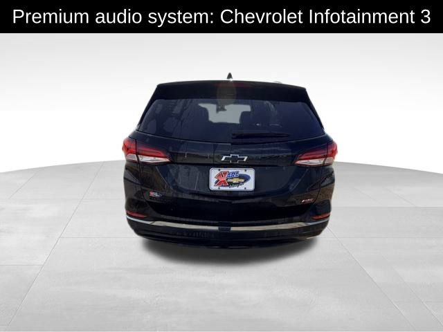 Used 2023 Chevrolet Equinox RS image 6