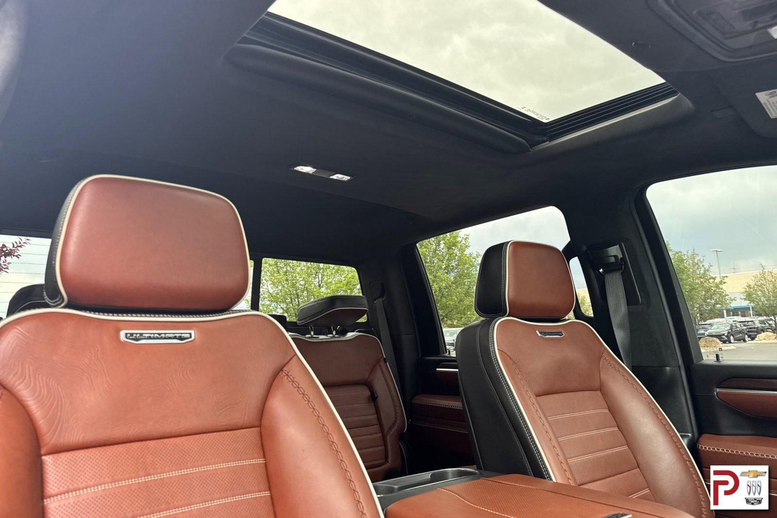 Used 2024 GMC Sierra 3500 Denali Ultimate AWD/4WD image 18