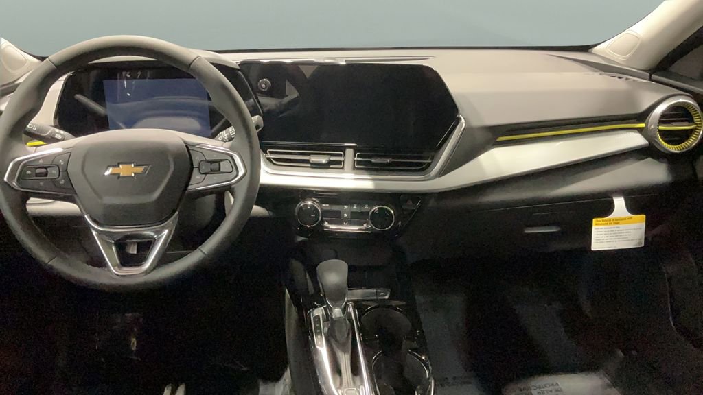 New 2026 Chevrolet Trax LT image 17