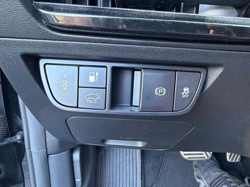Used 2024 Kia EV6 GT-Line AWD/4WD image 14