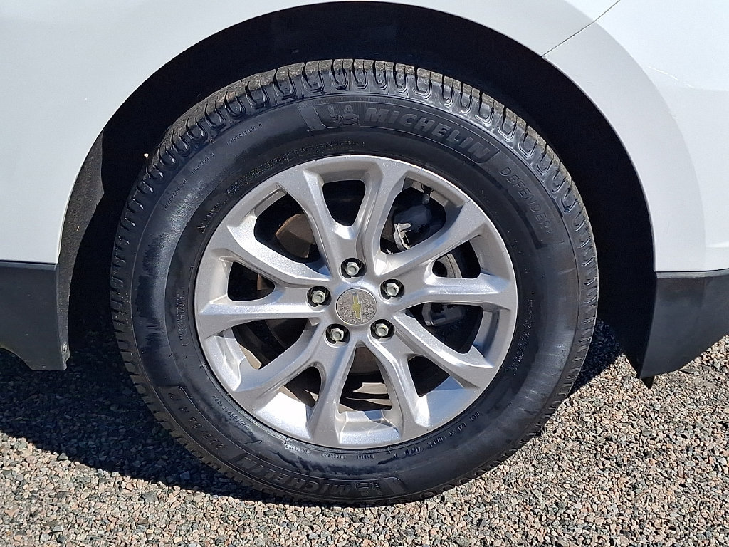 Used 2021 Chevrolet Equinox LS w/ LS Convenience Package FWD image 11